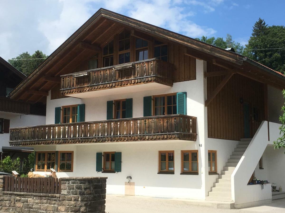 Alpenfreund Apartment *